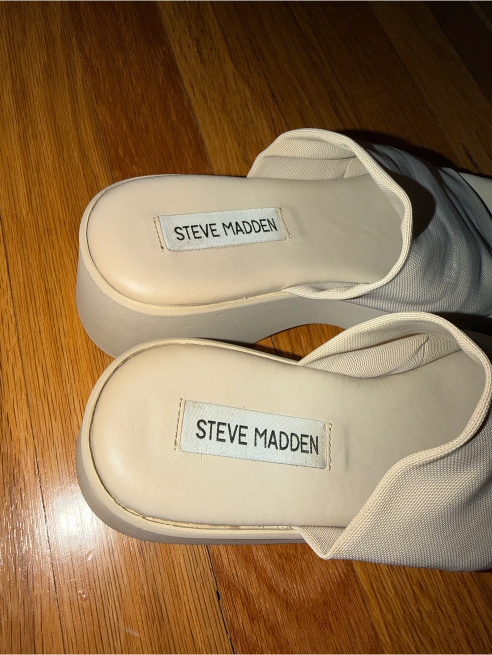 Steve Madden Y2K Slinky’s Beige - Picture 5 of 5